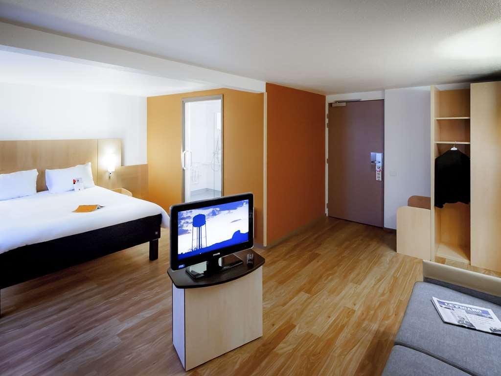 Ibis Laffitte Hotel 3*